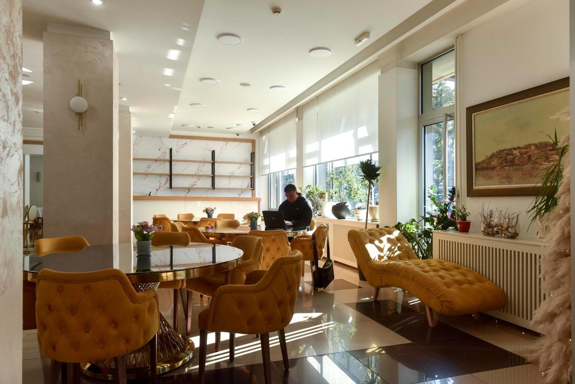 Hotel Sumadija Beograd Ngoại thất bức ảnh